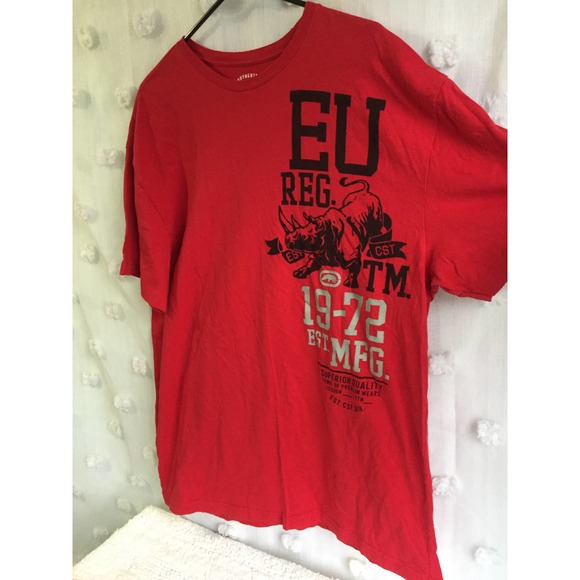Vintage Ecko Unlimited Red Graphic T shirt size XL - Picture 2 of 6